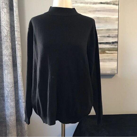 Dressbarn Woman 14/16 L - Black Short Sleeve Mock Neck Knit Sweater Top - Picture 1 of 9